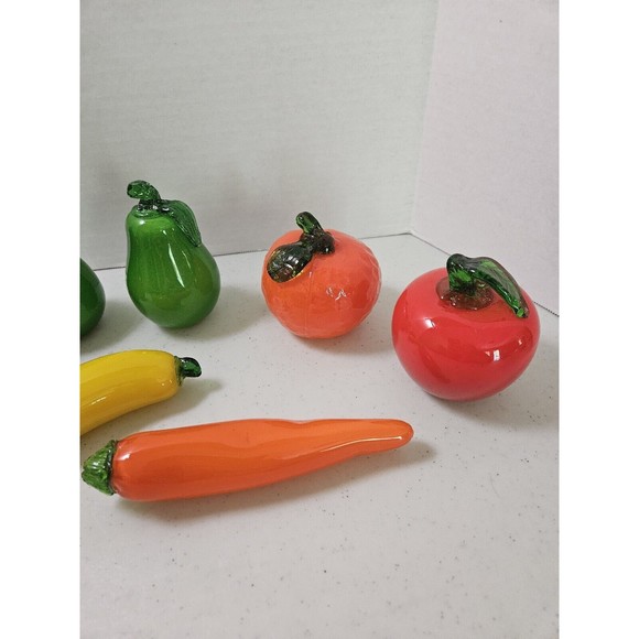 Vintage Lot of 7 Piece Murano Style Hand Blown Glass Fruits & Vegetables - Picture 3 of 3